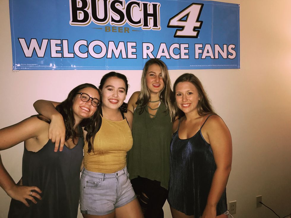 A Letter To The Roommates That Made A Nervous Girl Feel At Home