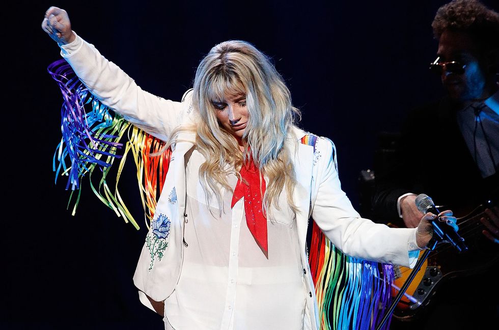 Kesha: At The End Of The Rainbow