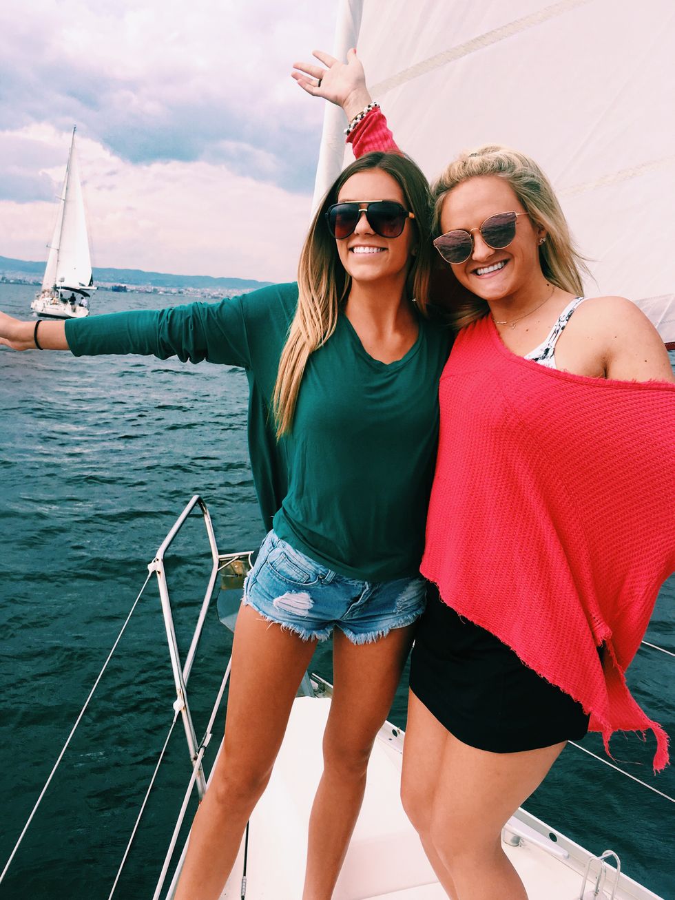 7 Thoughts Every College Kid Has When They Study Abroad