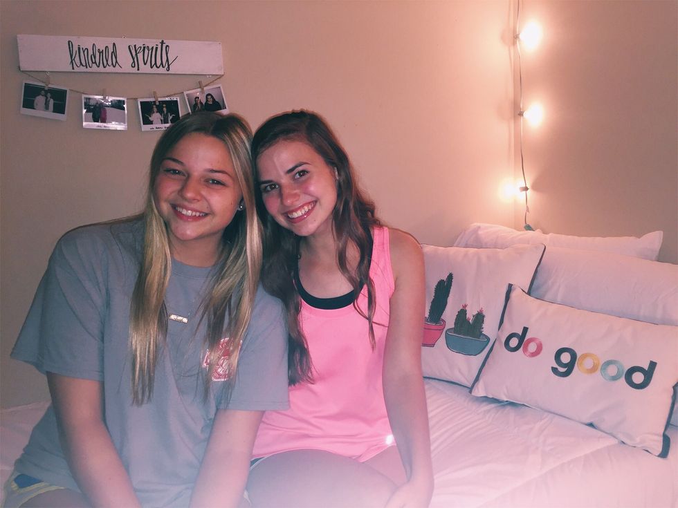 22 Reasons Why I'm Thankful For My Roommate