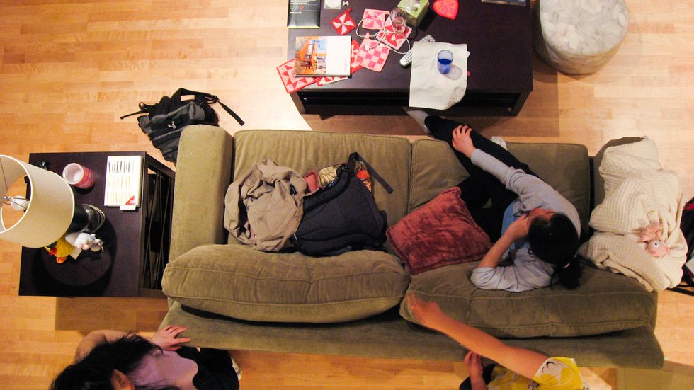 7 Ways To Be The BEST Roommate You Can Be, No Fooling