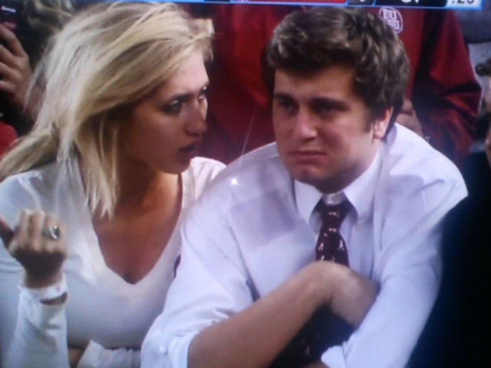 Frat Bros, Stop Expecting Your Dates To Automatically Hookup With You At Formal