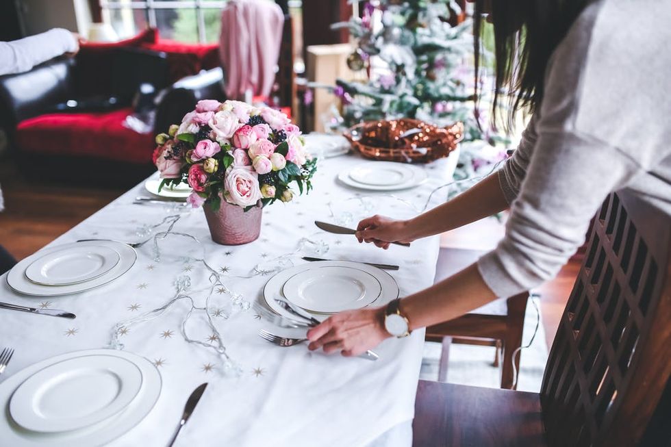 7 Tips To Survive Your Family Thanksgiving