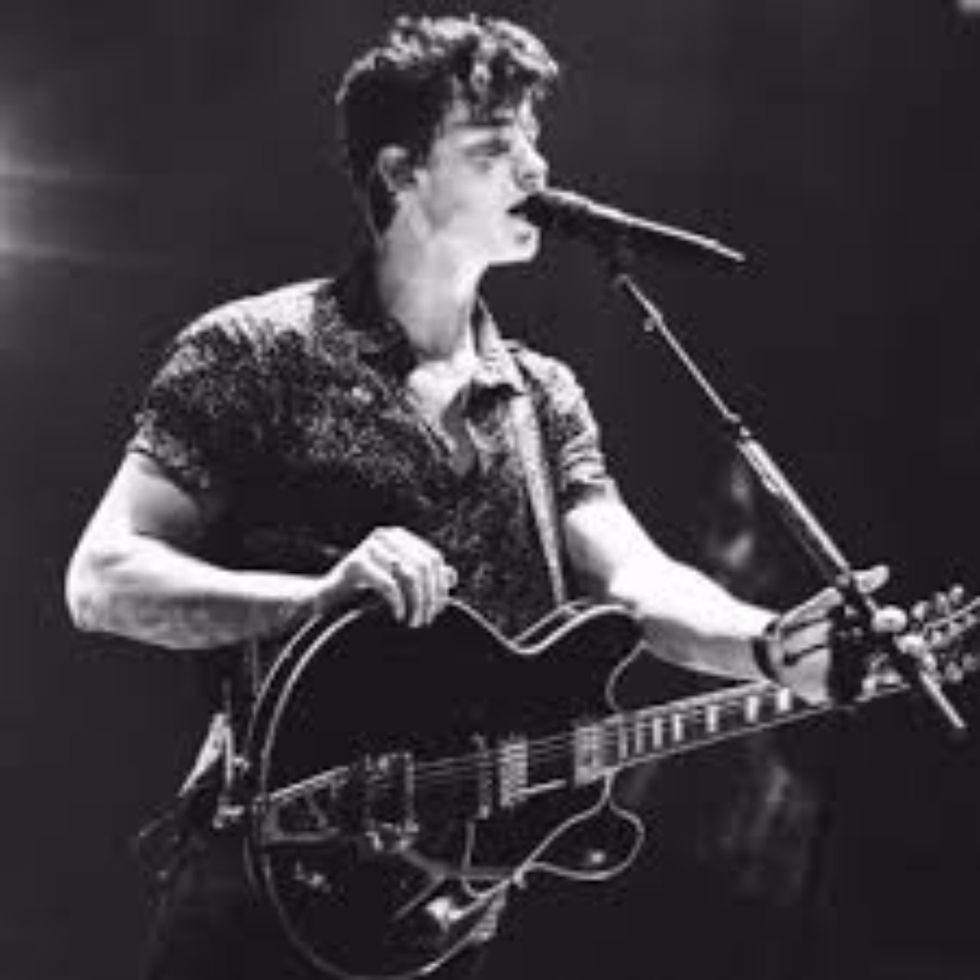 Its helping me a lottttt.  Shawn mendes songs, Shawn mendes quotes, Shawn  mendes