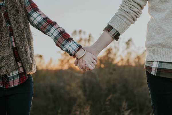 4 Tips On How To Survive Thanksgiving With Your S.O.'s Family