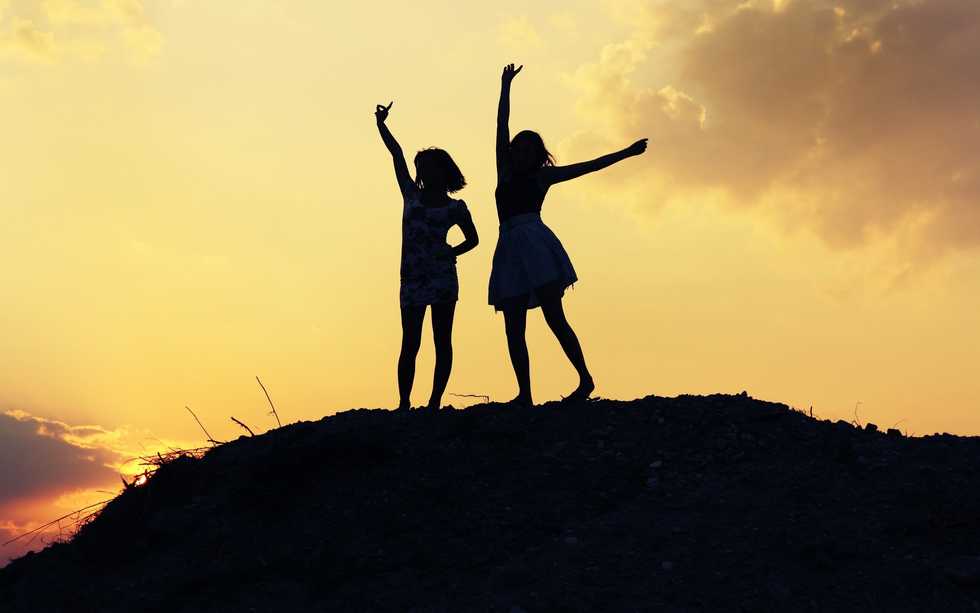 8 Things You'll Get If You and Your Best Friend Are Simple