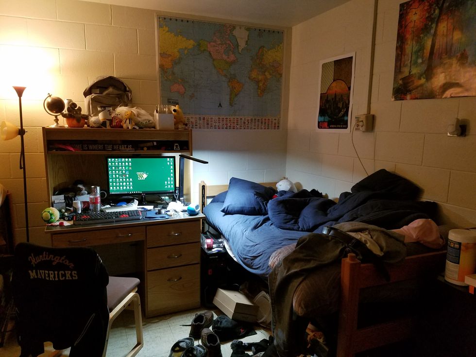 The Cultured Lifestyle Of The College Dorm