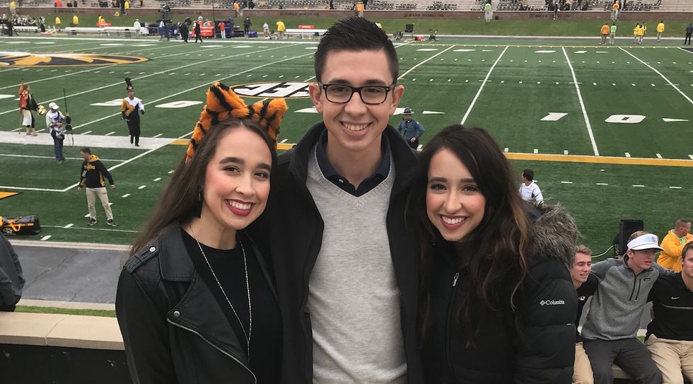 10 Reasons Going To The Same College As Your Older Sibling Is Cool