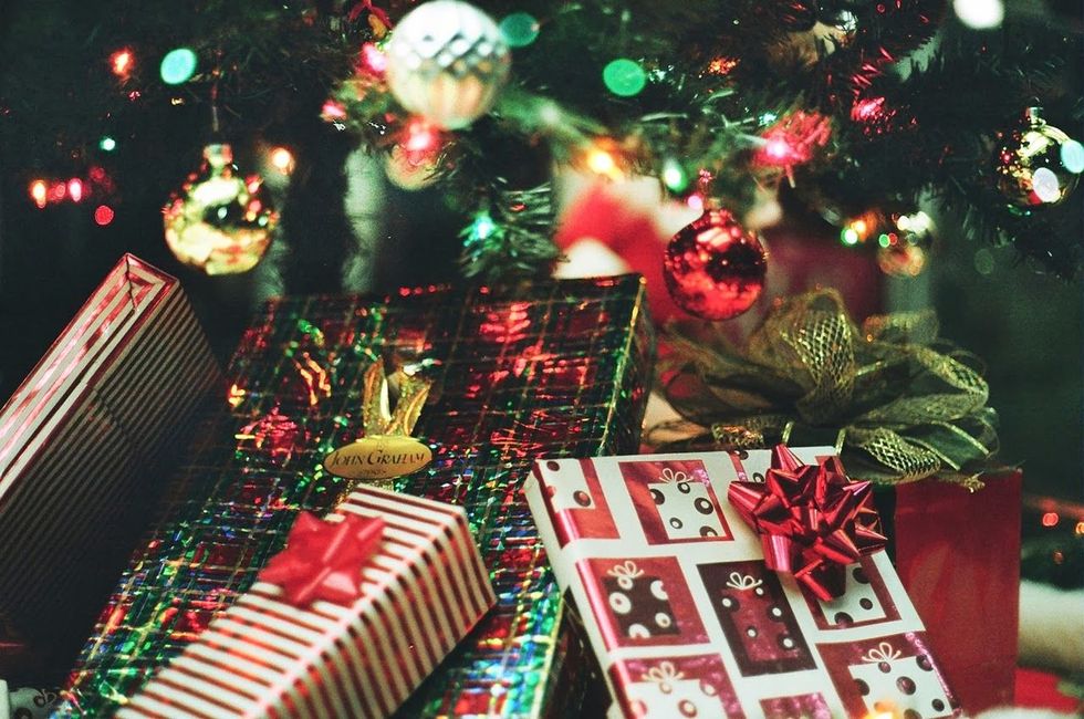 10 Things, Besides Ramen, College Students Want Under The Christmas Tree