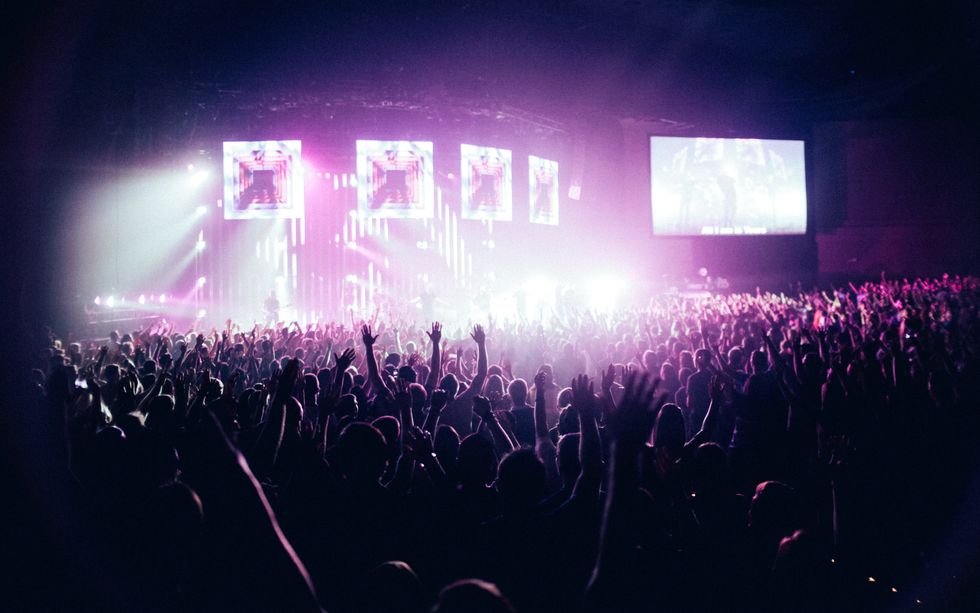 5 Reasons You Should Go To As Many Concerts As You Can In College