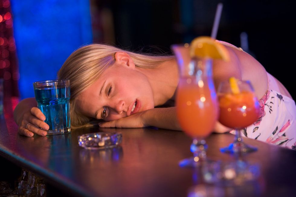 Is Binge Drinking Attractive For College Girls?