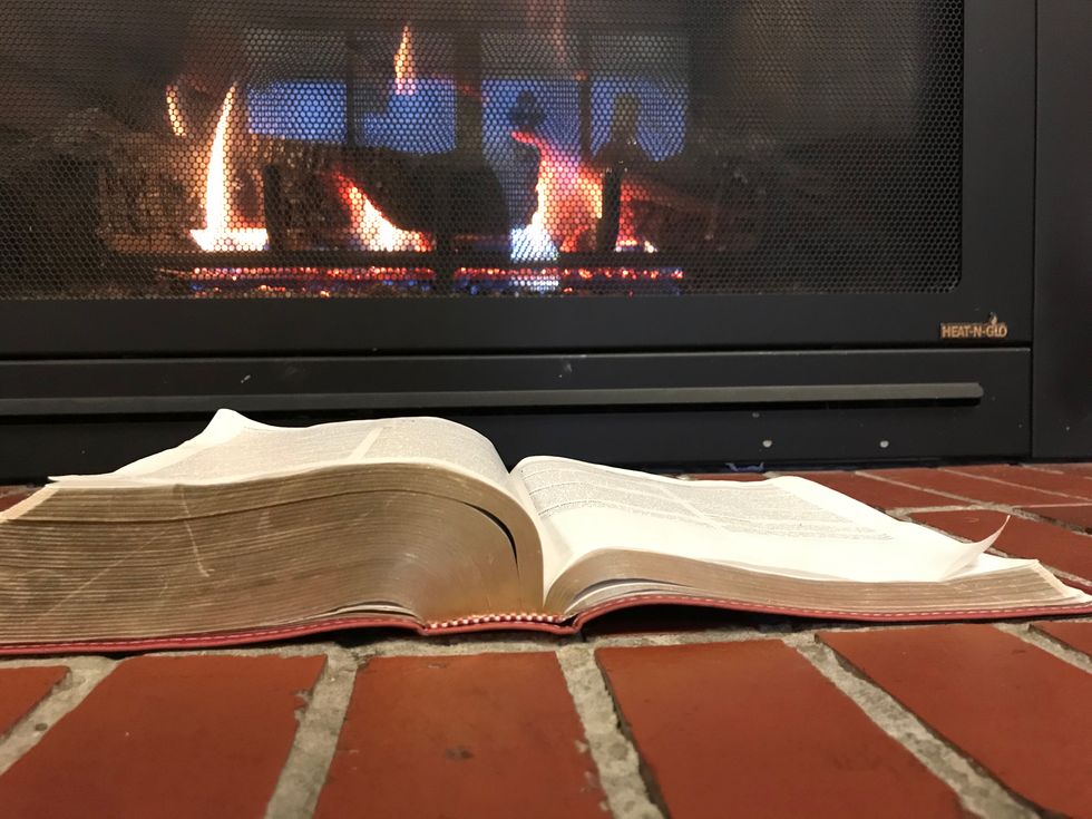 10 Bible Verses To Remind Us Of God's Love