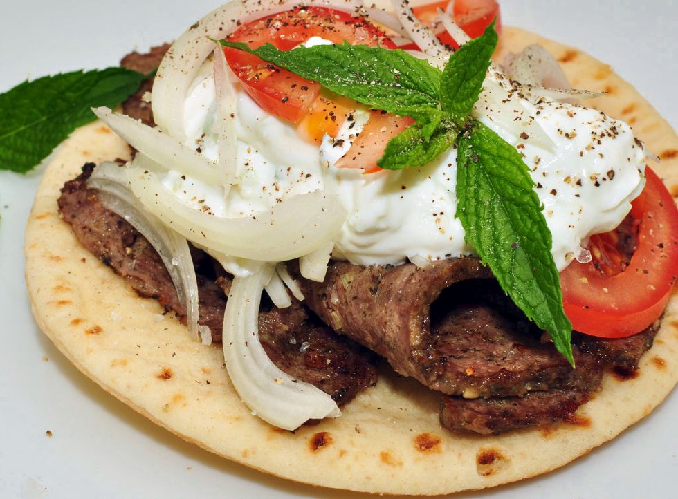 This Is How You Pronounce 'Gyro'