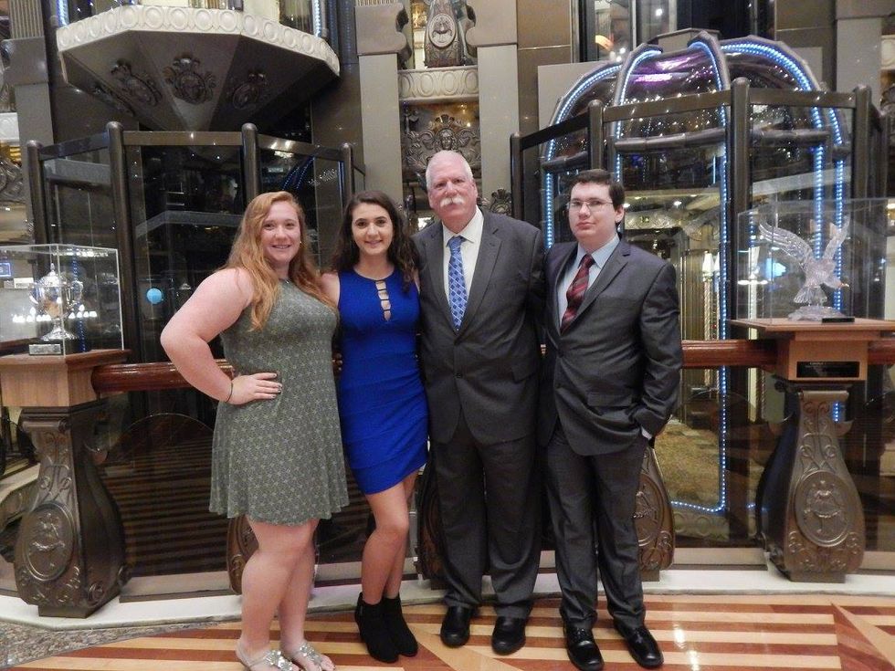 Why Loving College And Missing Home Are Not Mutually Exclusive