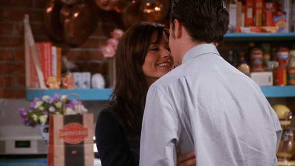 What It's Like Being A Girl With Commitment Issues