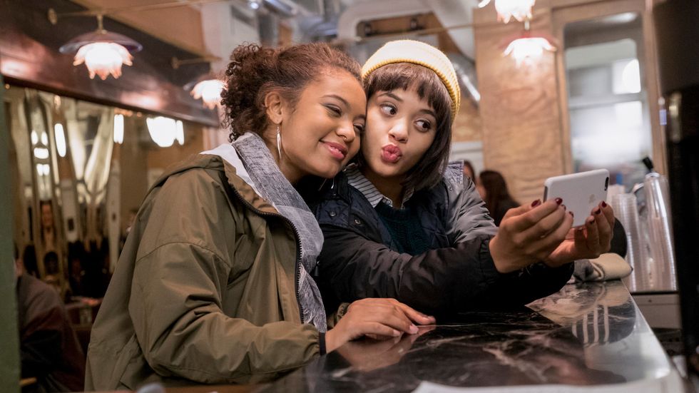 4 Ways Netflix Original "Easy" Portrays The Realities Of Modern Romance