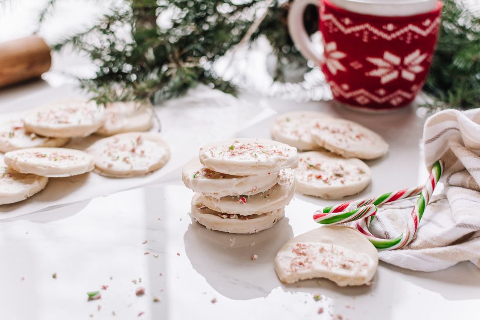 2 Easy And Sweet Holiday Recipes For The Lazy Baker