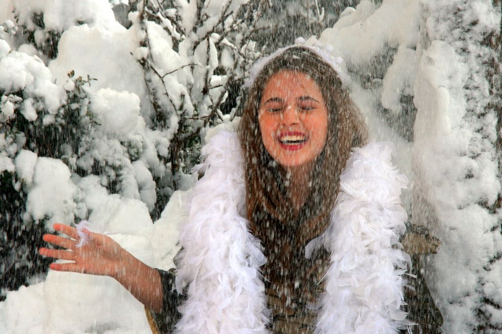 14 Things That CLEARLY Makes Winter Superior To Other Seasons