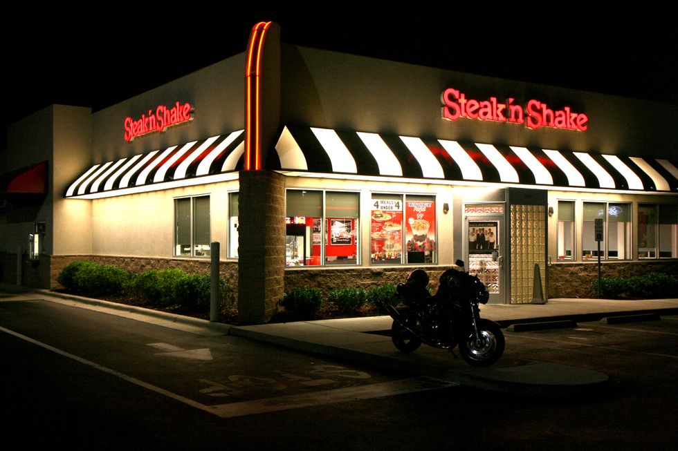 10 Boys You've Loved And Lost, As Told By Steak 'n Shake Milkshakes