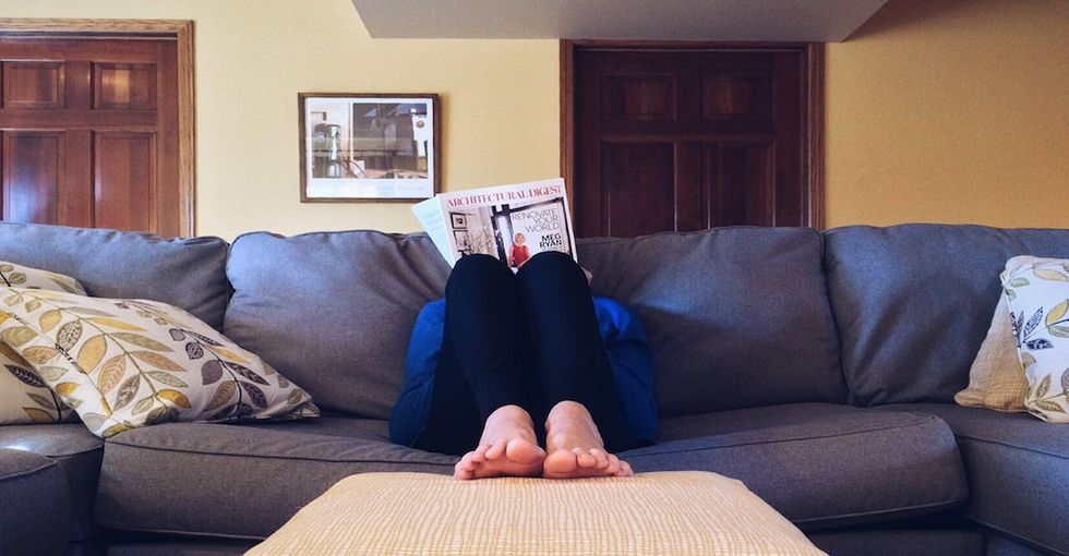 19 Things That Become A Huge Inconvenience When You Have A Blister On Your Foot