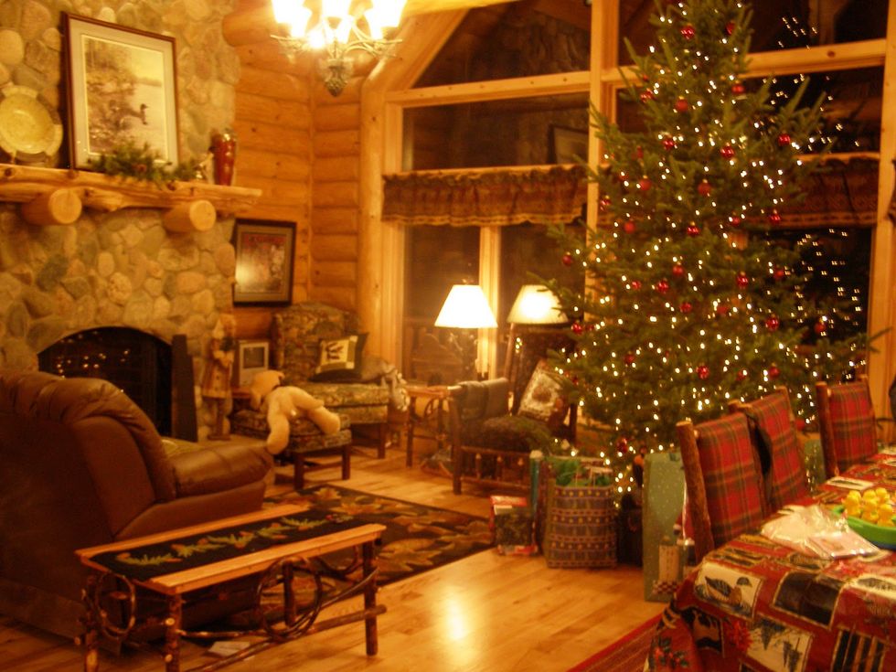 4 Holiday Traditions that I Miss