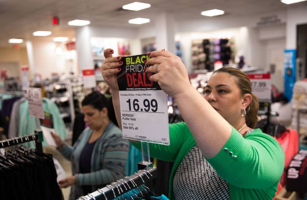 8 Things Retail Workers are Tired of Hearing