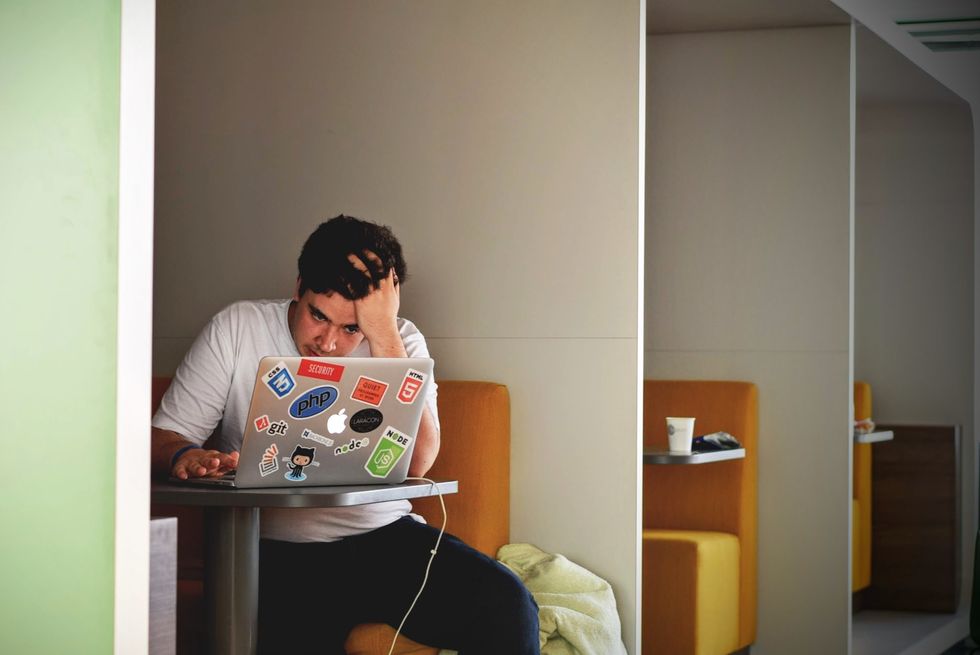 10 Thoughts College Students Have During Finals Week