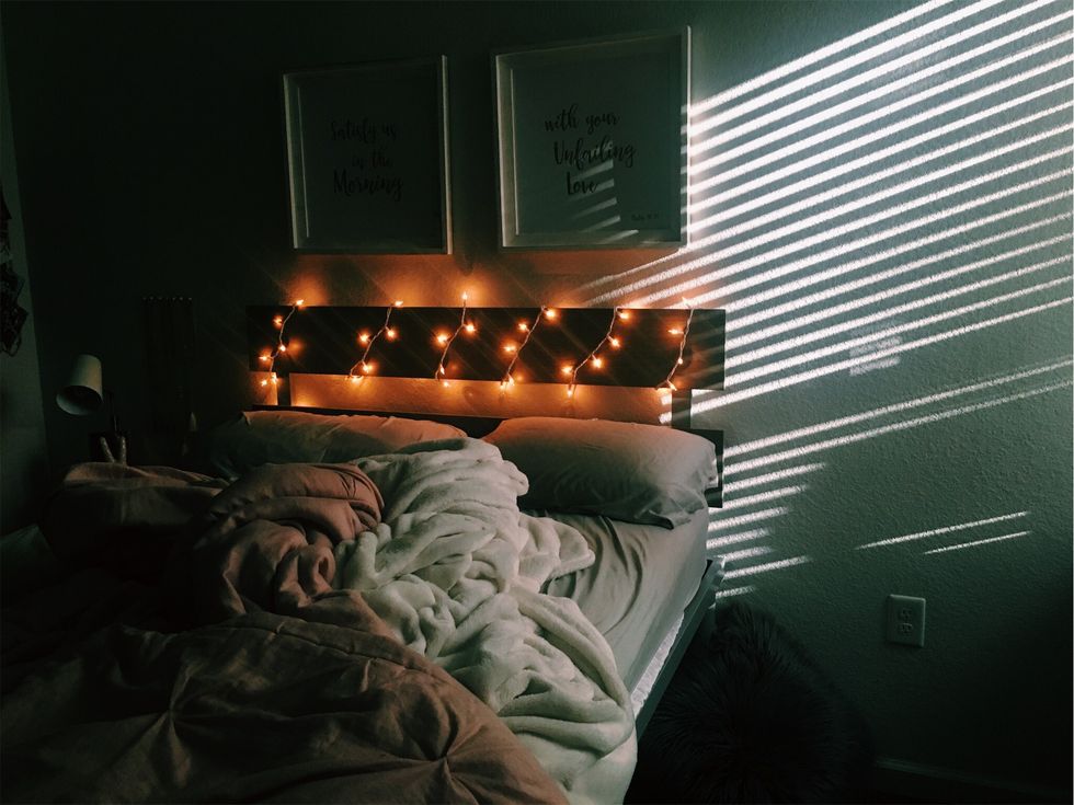 What it Feels like to Feel a Relationship Fall Apart