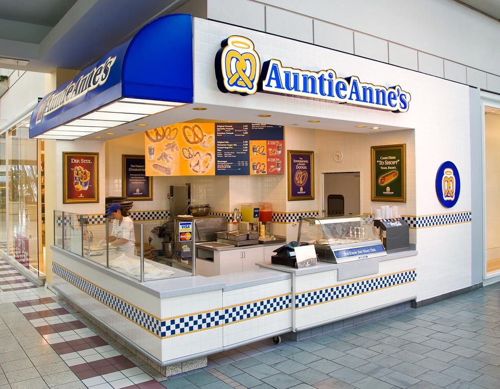Top 5 Auntie Anne's Pretzels To Eat In Front Of Your Son While He's Locked In His Cage
