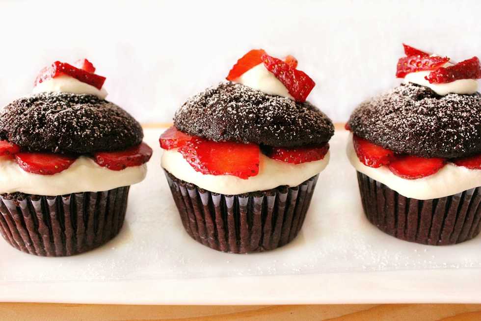 4 Competitive Cooking Shows That You Need To Watch