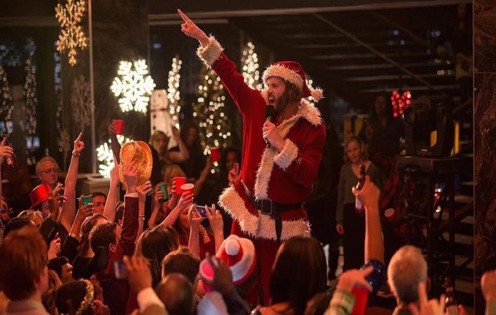 14 Holiday Encounters That Beat Opening Presents