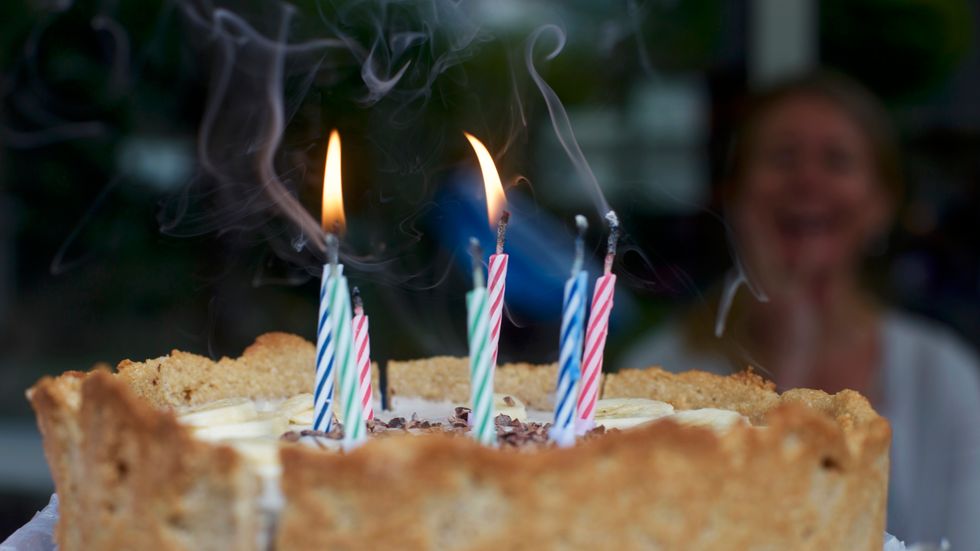 4 Questions Every Person With A Holiday Birthday Has Answered Before