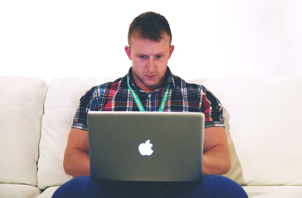 6 YouTube Videos You End Up Watching Instead Of Doing Work