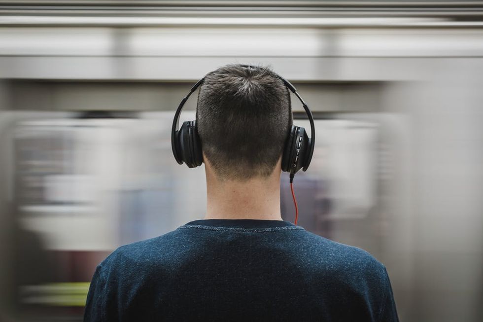 7 Awesomely Diverse Podcasts To Fill Your Quiet Evenings
