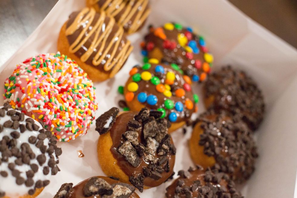 Stress Eating May Be A Sign Of An Unhealthy Food Addiction