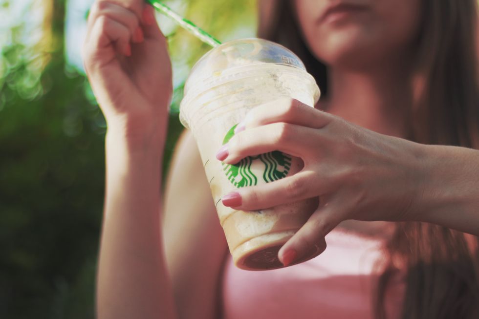 Drinking Cold Starbucks Drinks In The Winter: Say What?
