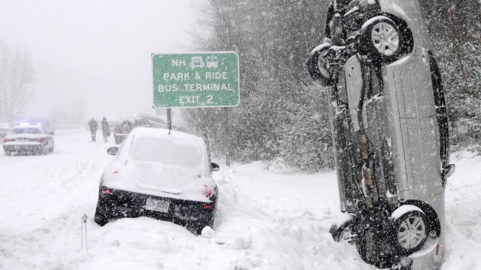 There Are 6 Types Of People In A Snowstorm, And They Are All Ridiculous