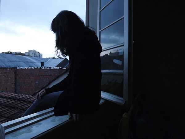 If You're A Girl In High School Who Feels Like She Doesn't Belong