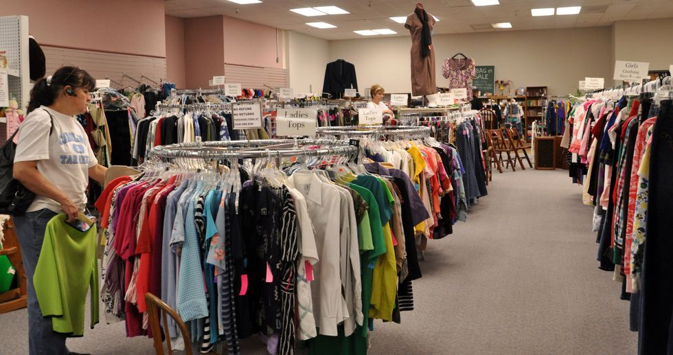 11 Ways To Be A Savvy Thrift Shopper