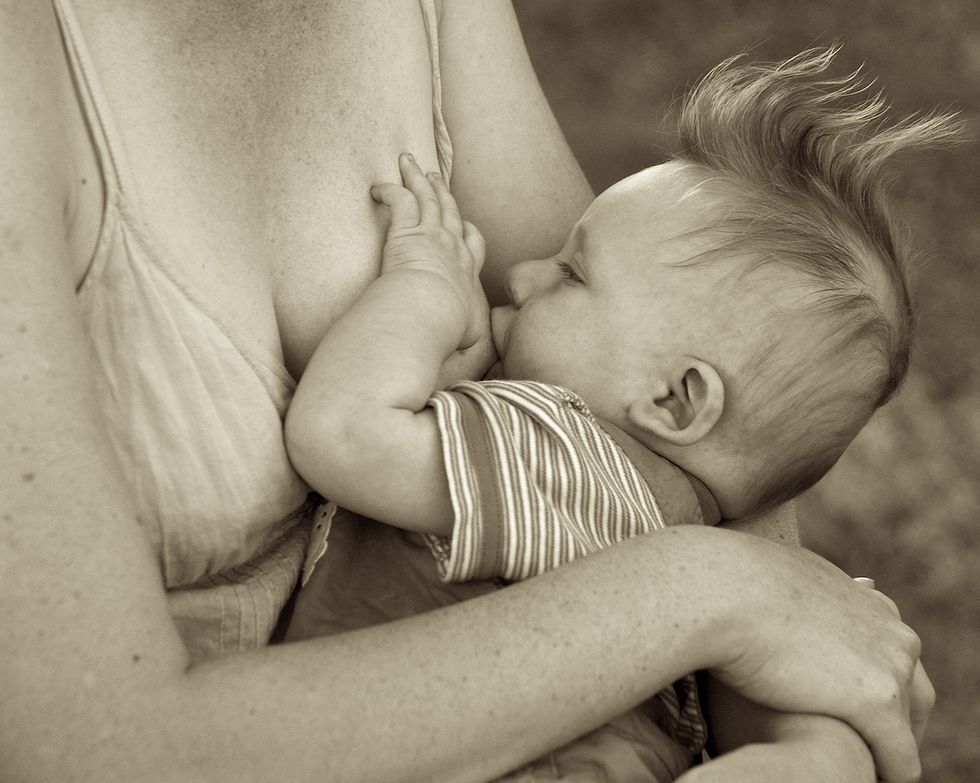 5 Gross Things The Patriarchy Has Ruled More Socially Acceptable Than Breastfeeding