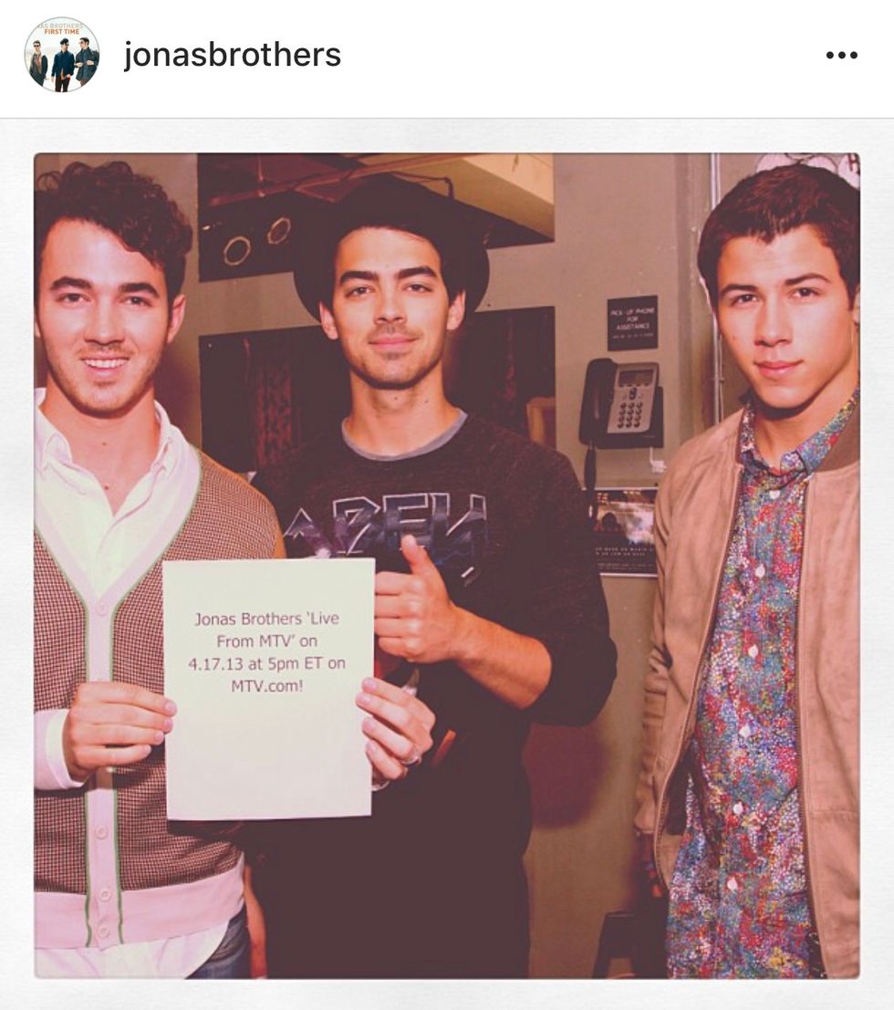 The Internet Is Freaking Out Over A Jonas Brothers Reunion