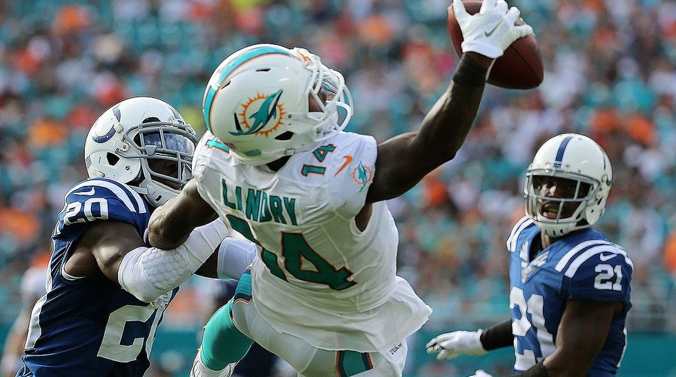 These Are Unarguably The 10 Greatest Wide Receivers Of All Time