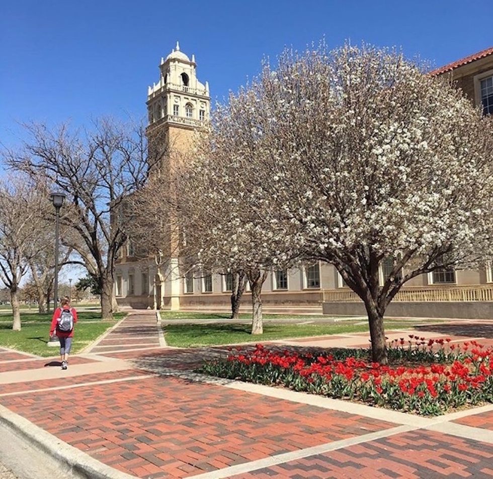 Having Two Homes In College Is Harder Than I Thought