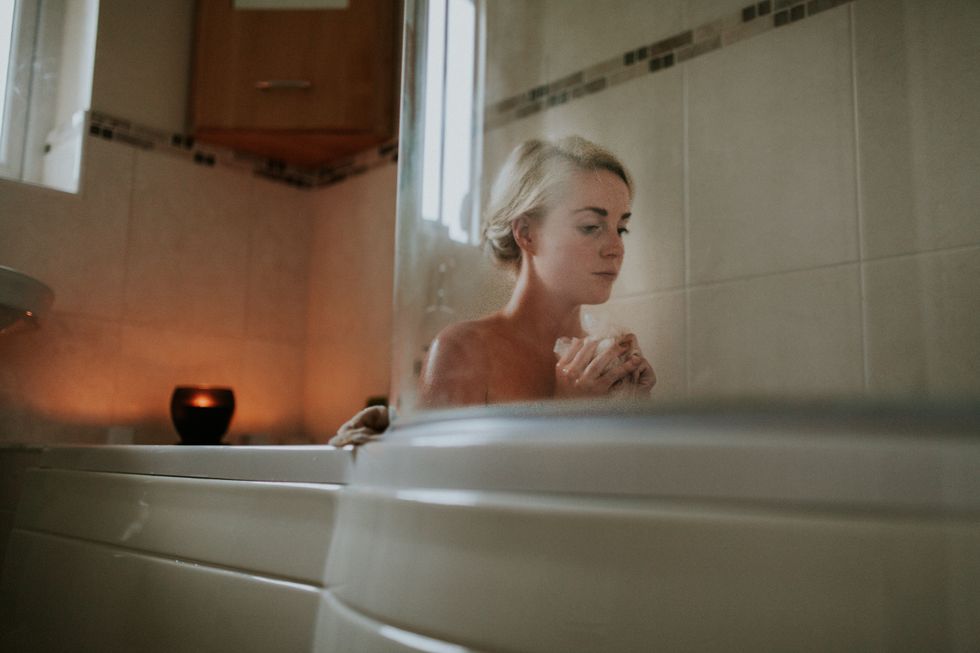 10 Thoughts You've Probably Had During A Hot Bath