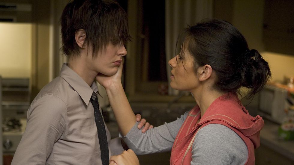 4 Things I Learned Watching 'The L Word' With My Orthodox Jewish Grandma