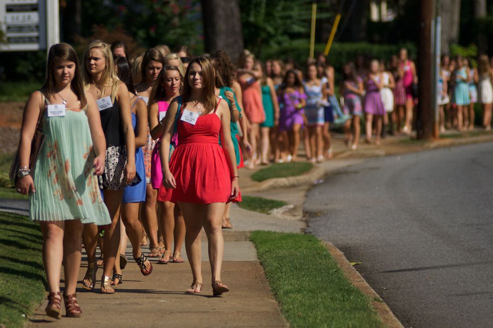 15 Thoughts I Had During My First Day Of Rush Week