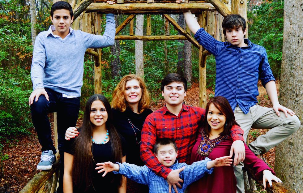 5 Reasons Being The Oldest Sibling Is The Most Challenging