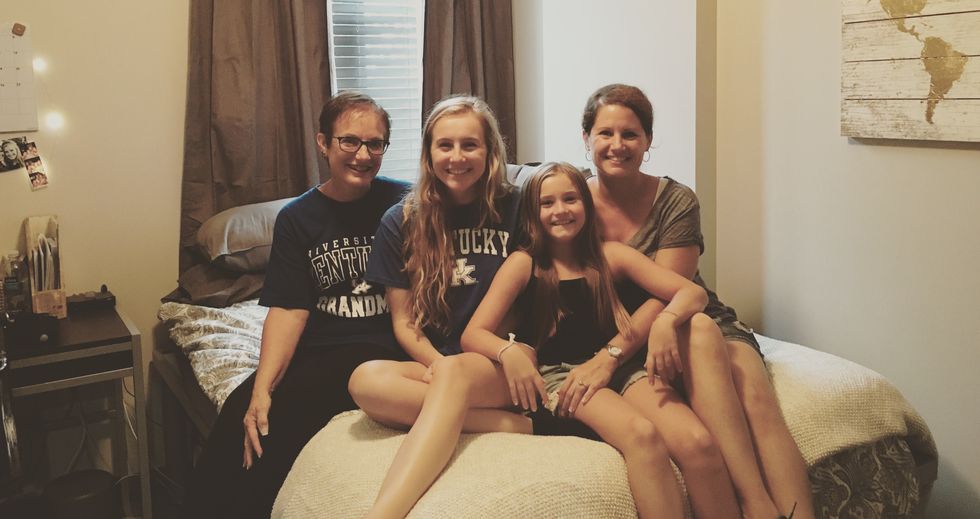 Yes, I’m An Out-Of-State Student & Yes, I’m (Still) Close With My Family