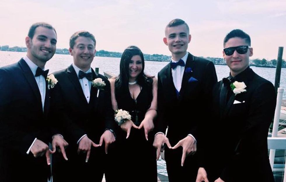 Let's Be Honest, Guy Friends Are Significantly Better Than Girl Friends