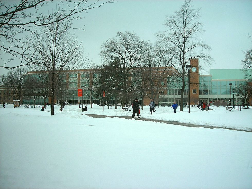 The 5 Types Of People You See On A Midwestern College Campus In The Winter